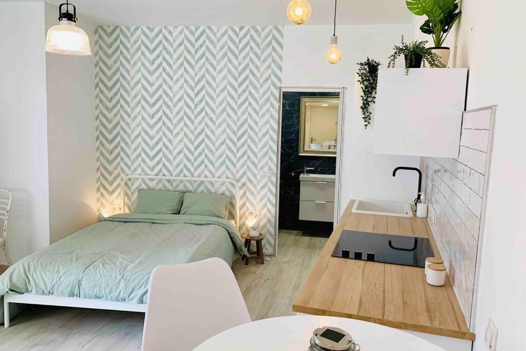 Roof Top Luxury City Center Apartment By Namaste Elite Torremolinos Bagian luar foto
